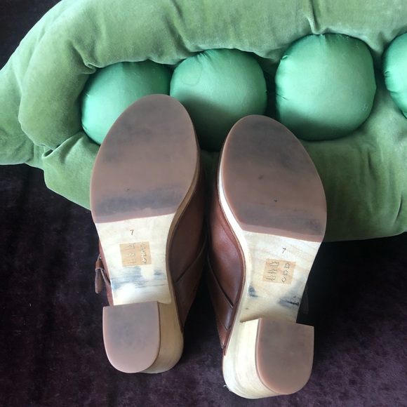 Madewell Clogs - Picture 5 of 5